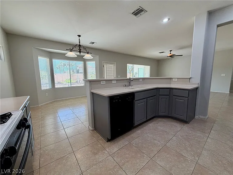 2895 Maffie St — Photo 13