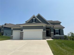 2210 SW Hook Farm Dr, Lees Summit, MO 64082
