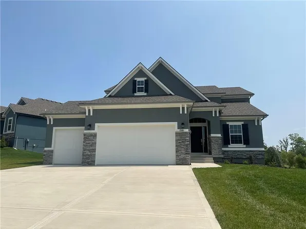 2210 SW Hook Farm Dr, Lees Summit, MO 64082