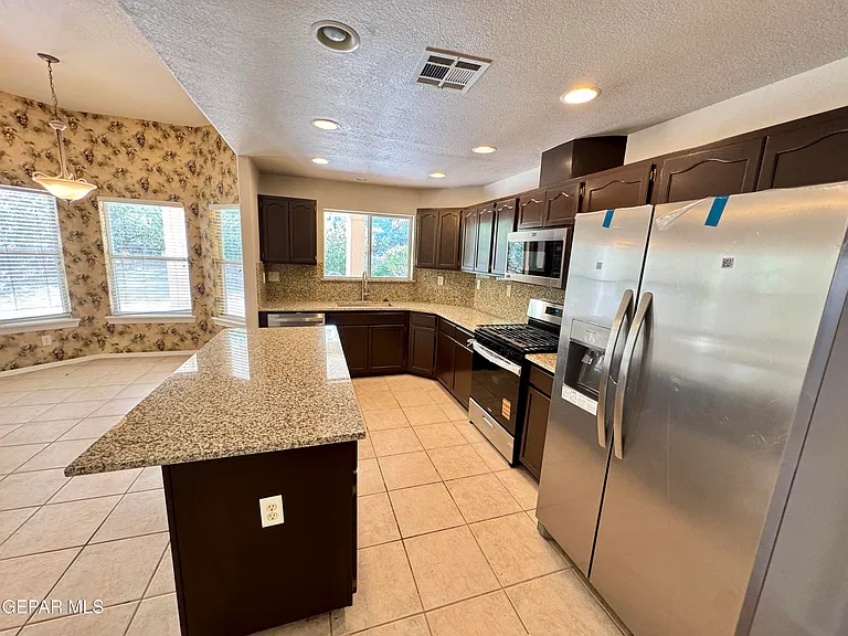 1029 Granite Trail Ct — Photo 10