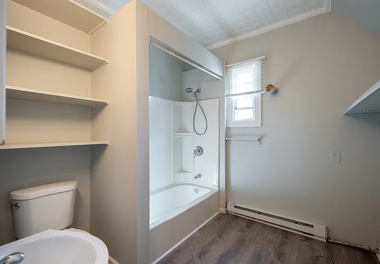 500 2nd St #2 — Photo 17