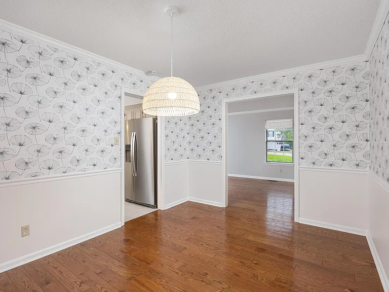 7830 Cove Ridge Dr — Photo 19