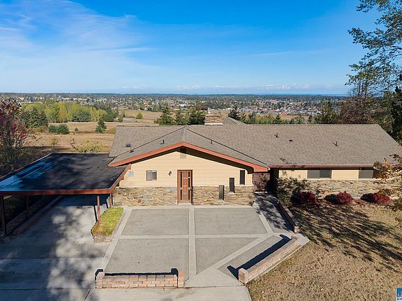 3rd image of 623 Miller Rd