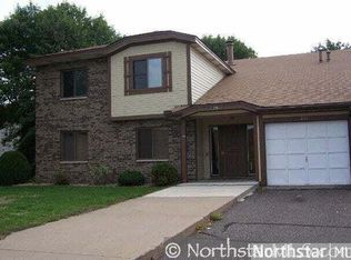 30 94th Cir NW, Minneapolis, MN 55448