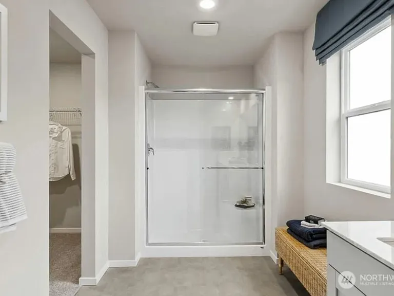 1430 SW Fielder Pl — Photo 24