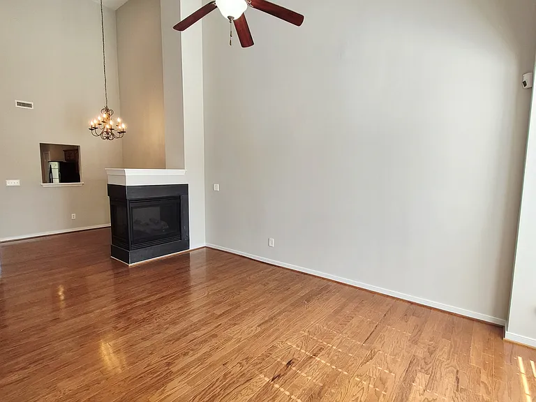 1563 Providence Knoll Dr — Photo 3