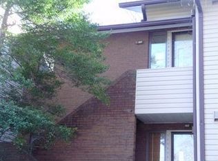 107 Forest View Dr, Winston Salem, NC 27104