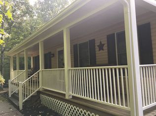 235 Holly Berry Rd, Fredericksburg, VA 22406