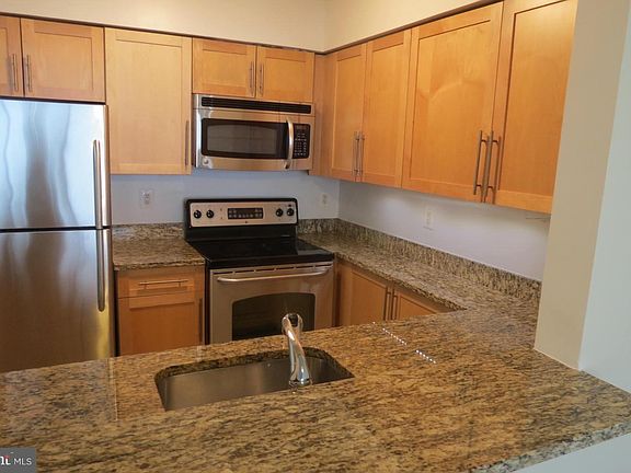 2nd image of 10101 Grosvenor Pl APT 1007