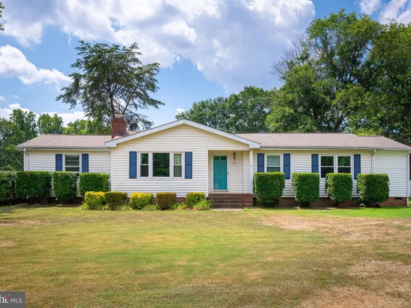 201 Ridgemore St, Fredericksburg, VA 22405