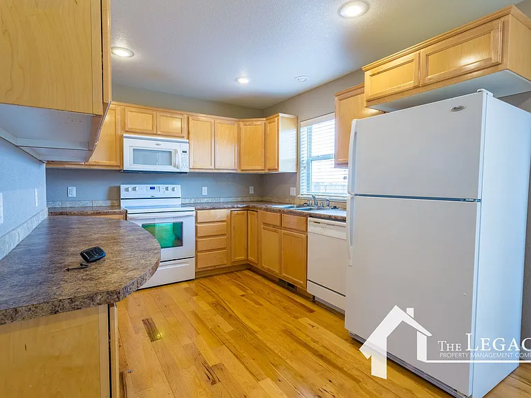3843 Sweetbrier St — Photo 6