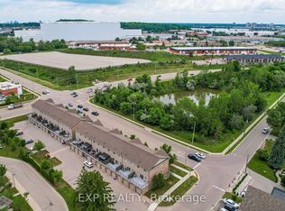 275 Old Huron Rd #3, Kitchener, ON N2R1P9