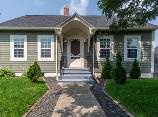 128 Pleasant Ave, Madawaska, ME 04756