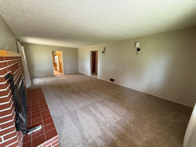 21730 NE Butler Market Rd — Photo 23