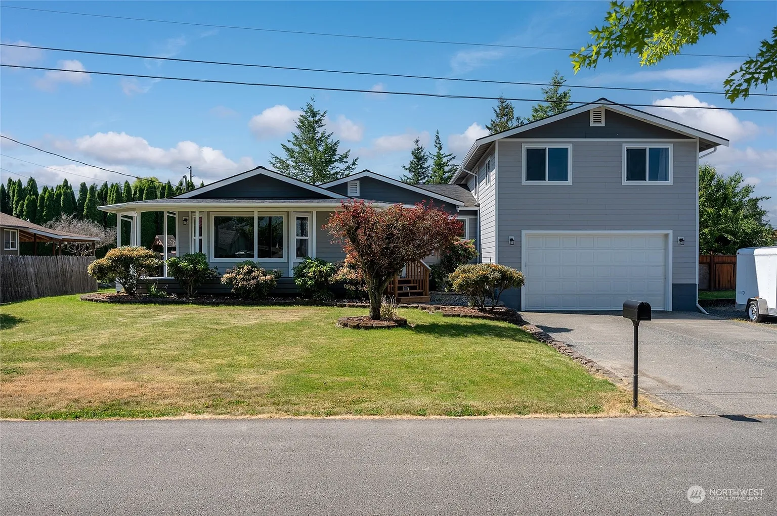 535 Morton Street photo 1