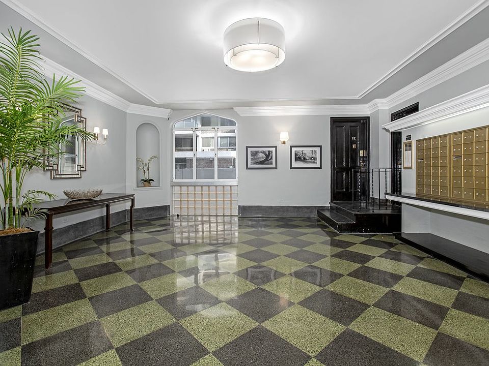 2nd image of 109 W 94th St #6E