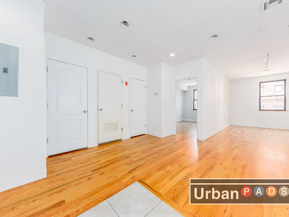 1st image of 67 Hawthorne St #3RR