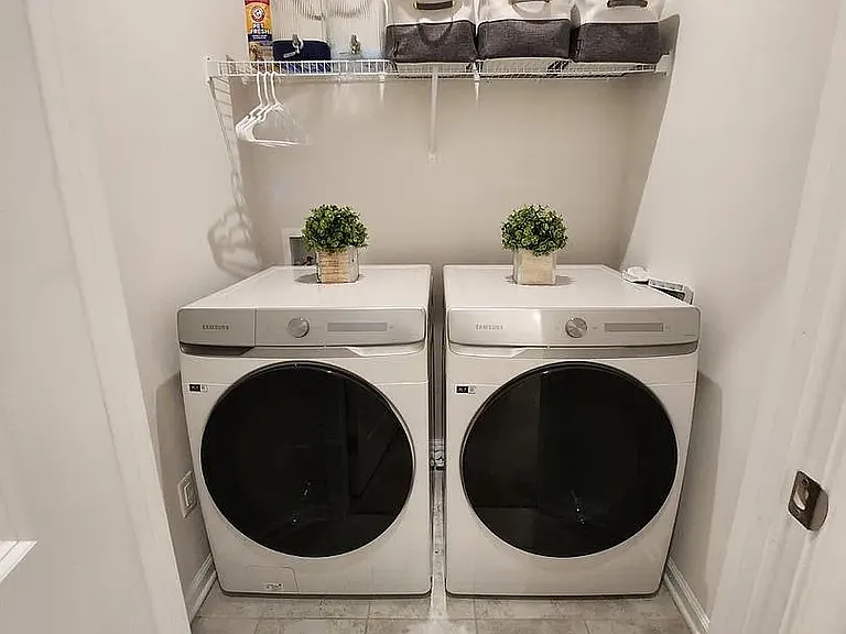 Samsung laundry machines with Wi-Fi, you connect to the SmartThings app, not a separate "Smart Use" app. SmartThings is Samsung's primary app for controlling and monitoring a wide range of smart home devices, including washers and dryers.
