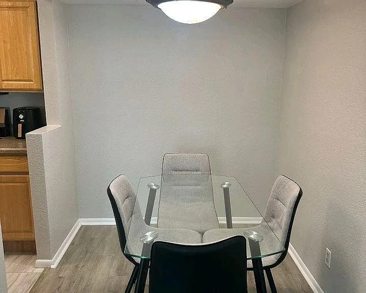 1745 E Glenn St #220 — Photo 11