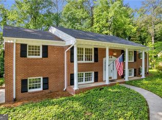 4331 E Kings Point Cir, Dunwoody, GA 30338