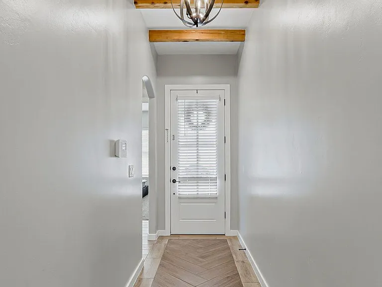 3740 Model Ln — Photo 27