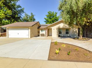 1241 Fordham Ave, Clovis, CA 93611