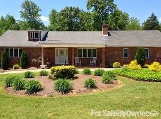 14173 L P Bailey Hwy, Nathalie, VA 24577