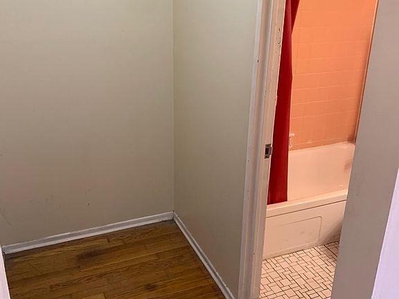 4th image of 1108 Bates St #0