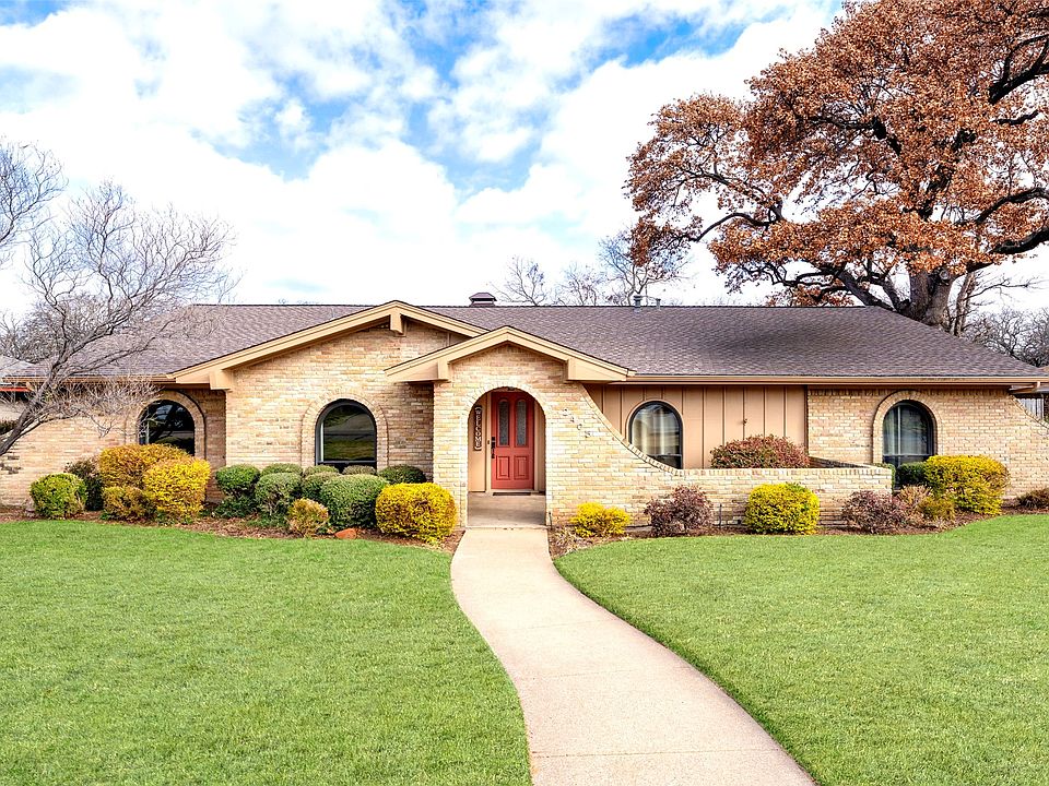 1st image of 2405 Perryland Dr