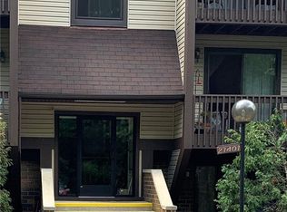 27401 Westown Blvd APT 1506, Westlake, OH 44145