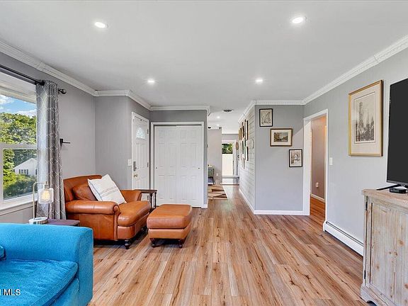 5th image of 45 Garfield Road