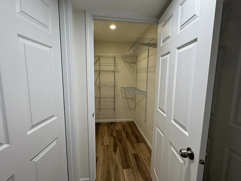 2723 Hampton St — Photo 14