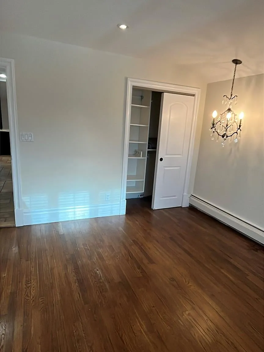2 bed, 1.0 bath, 54500 sqft, $3,700 — Photo 4