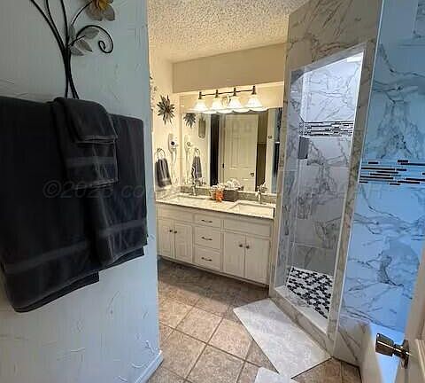 3rd image of 7040 Fulham Dr