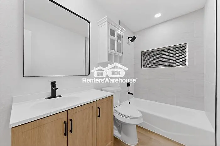 6529 Blue Grass Dr — Photo 15