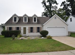 4341 Cross Creek Dr, South Bend, IN 46628