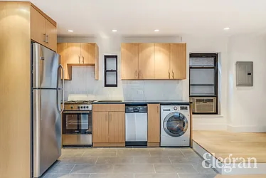 Rented by (Legacy) Elegran