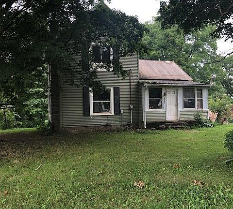 2nd image of 2320 7th St