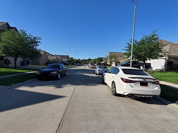 5th image of 10914 E Fall Fern Cir