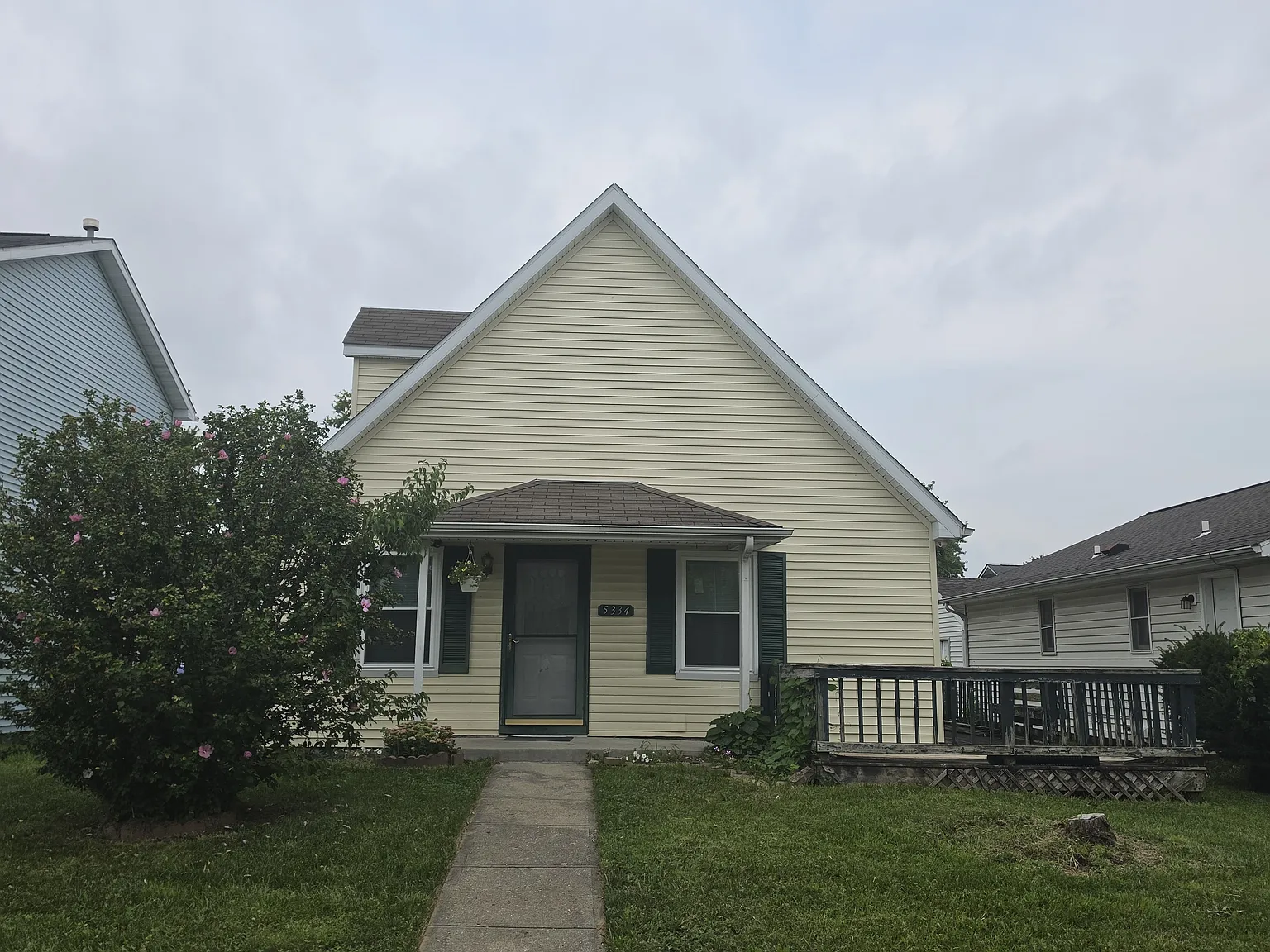 4 bed, 1908 sqft, $1,950 — Photo 1