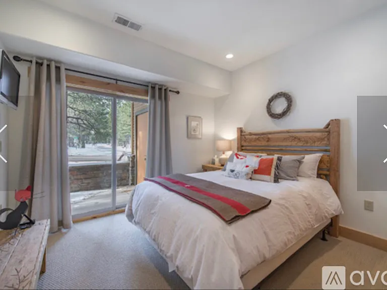 10183 Palisades Dr #A — Photo 5