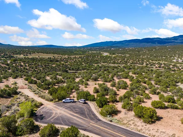 36 Rock Springs Trl, Sandia Park, NM 87047