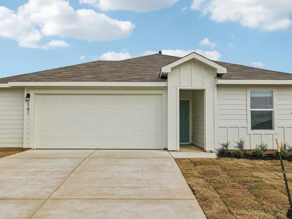 141 Belton Dr, Kyle, TX 78640