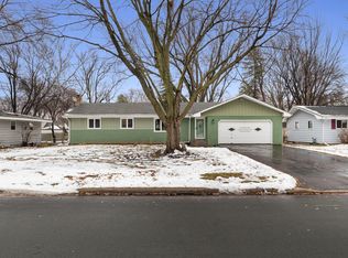 639 10th Ave NW, New Brighton, MN 55112