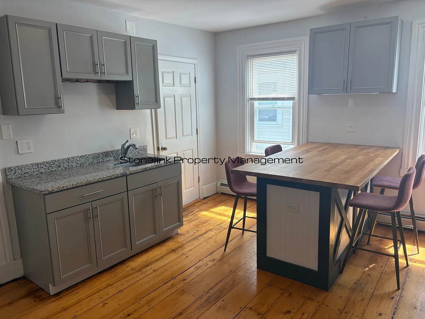 130 Sutton Street — Photo 4