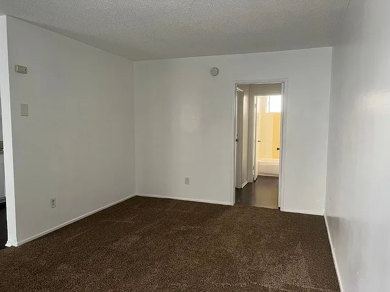 15537 Nordhoff St — Photo 18