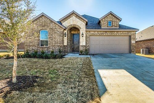 1st image of 214 Buckskin Dr