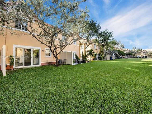 5th image of 2311 SW 87th Way