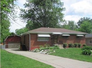 4321 Lynnview Dr, Louisville, KY 40216