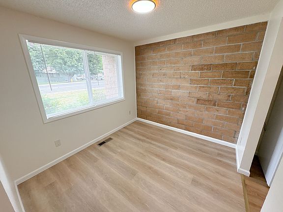 5th image of 4195 Bristol Ct #C
